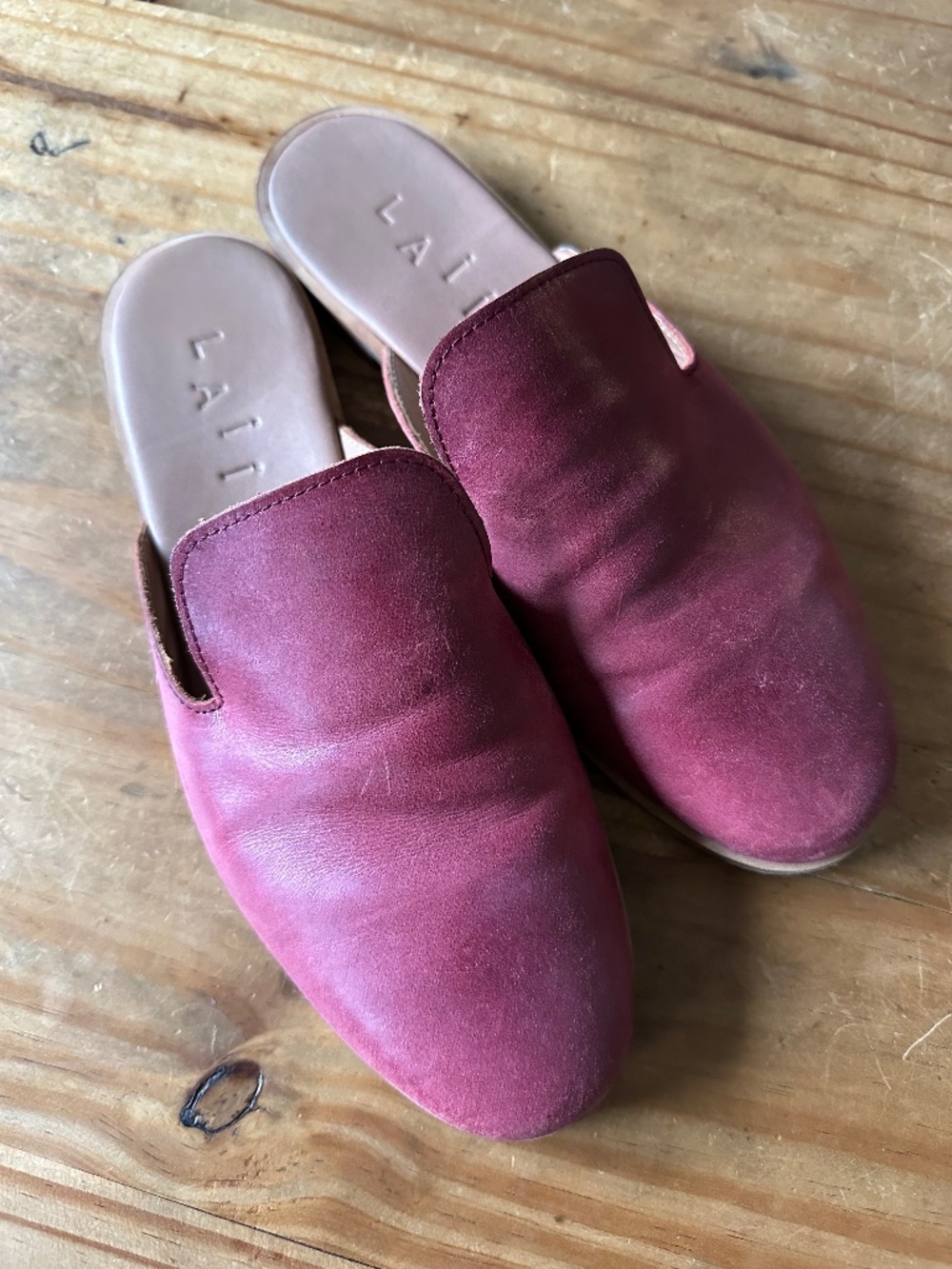 Handmade LAIIK Berry Leather Mules Made in Greece Sz 38